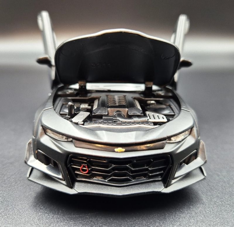 1:24 scale Chevrolet Camaro Diecast sound light (CZ126A)
