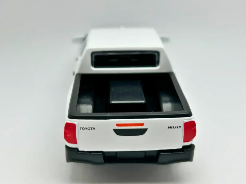 Toyota Hilux Vigo 1:36 Die Cast Model Metal Toy Car
