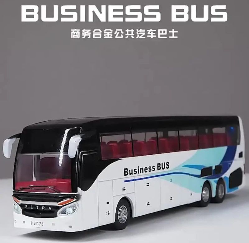 Big 1:30 Bus Die-cast 25cm length (CZ9003)