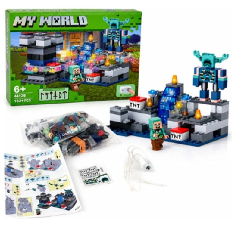Minecraft My World Building Block Lego Compatible 132+ pieces and Minecraft Figures KT (44129)