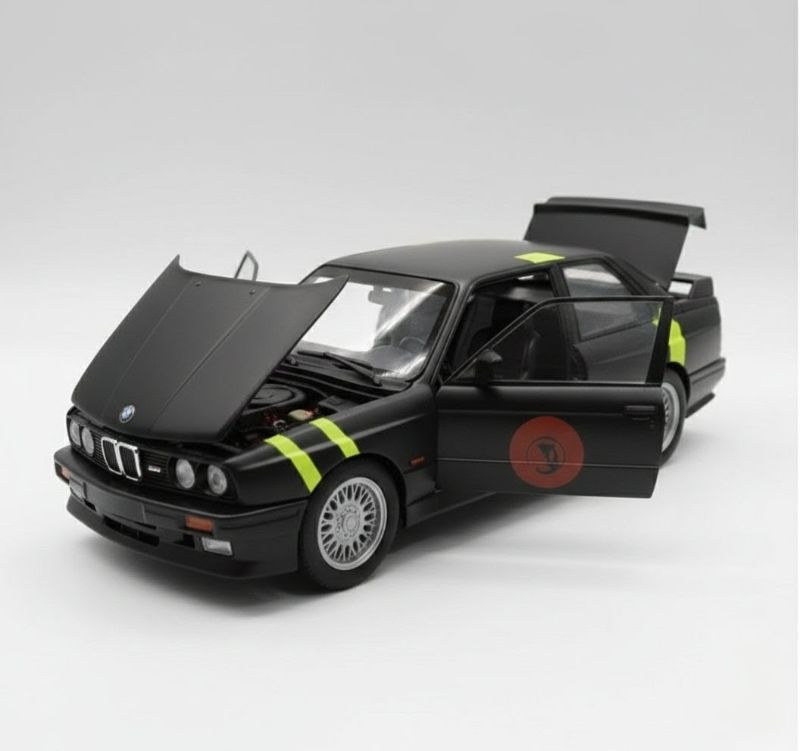 1:24 Scale BMW M3 E30 Die-Cast Metal Toy sounds light (1901-441)
