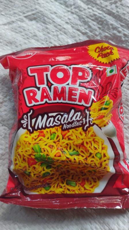 Maggie red