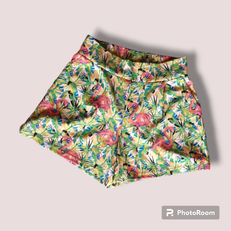 Short flamingos