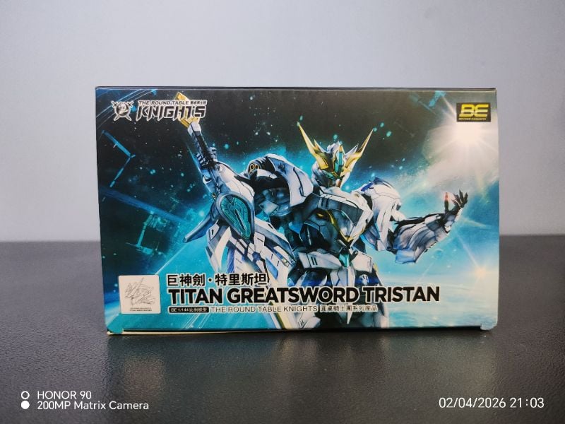 TITAN GREATSWORD TRISTAN
