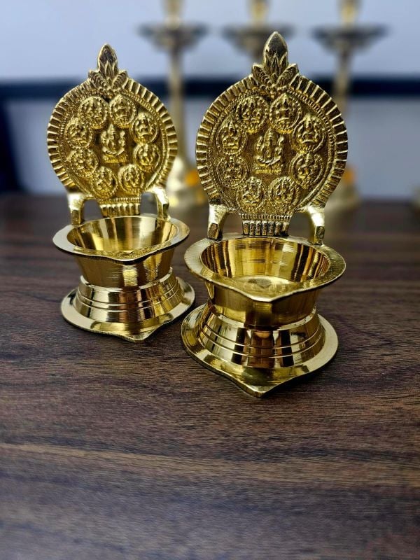 Ashtalakshmi Vilak 4.5 Inch
