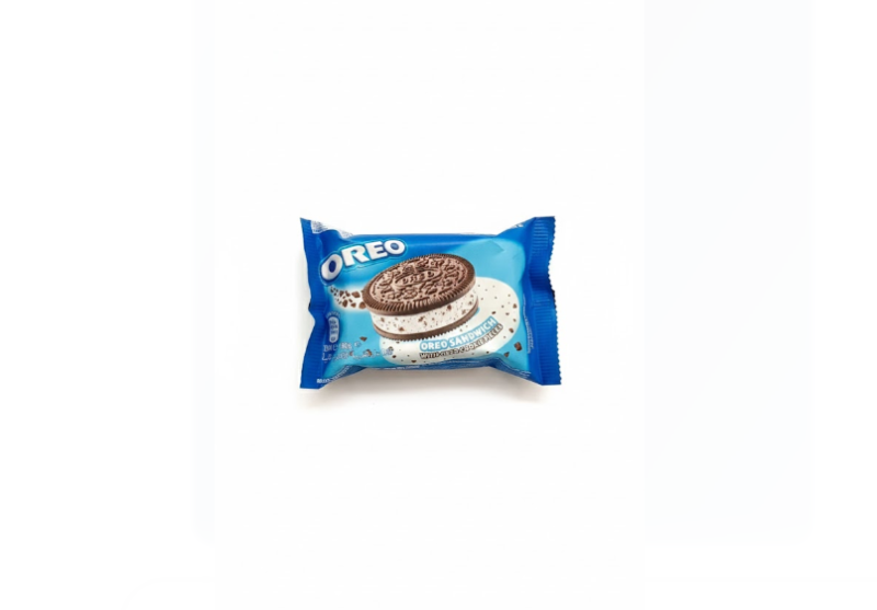 Oreo Sandwich with Cookie Pieces 80g – أوريو ساندويتش with كوكيز Pieces 80 غرام