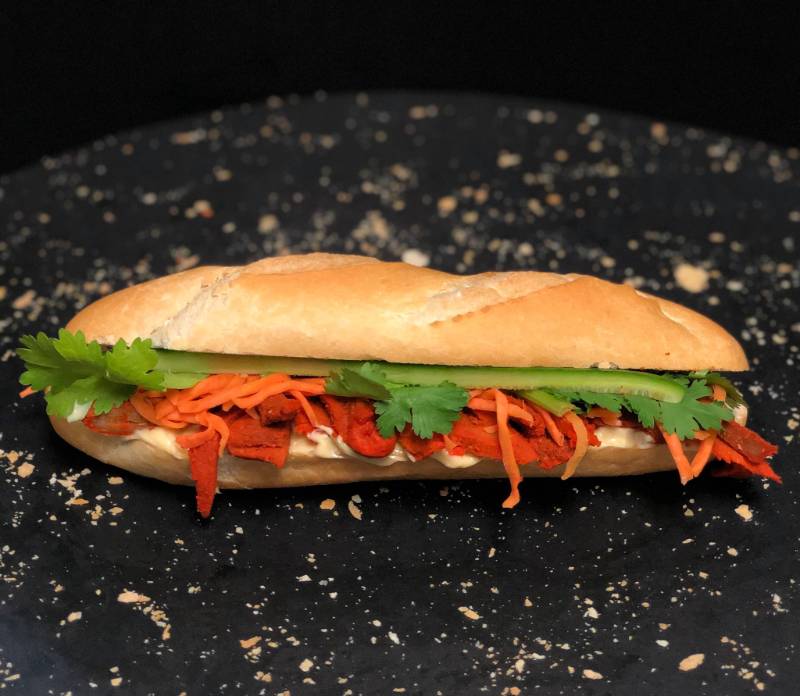 Bánh Mì Thịt Nướng