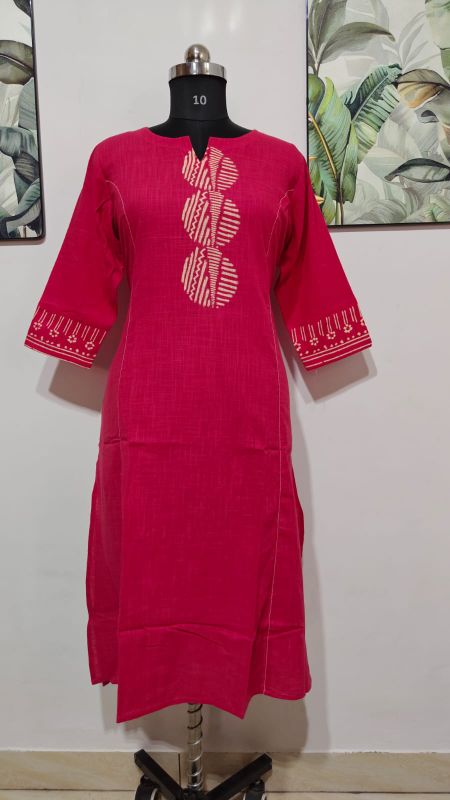nvita Women Hot Pink Slub Cotton Kurti with Geometric Motif Yoke