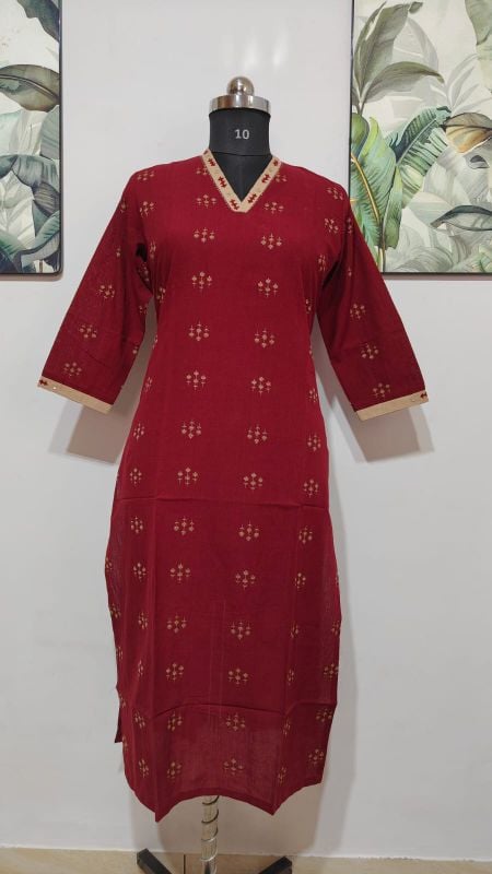 Anvita Maroon V-Neck kurti
