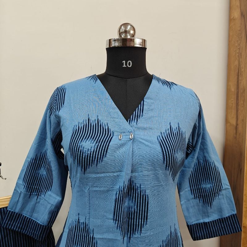 Anvita Sky Blue & Navy Ikat Print 2-Piece Cotton Set