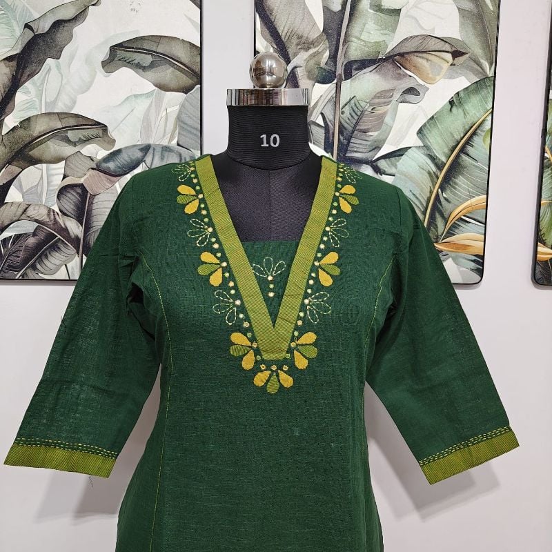 Anvita Bottle Green Cotton Straight Kurta