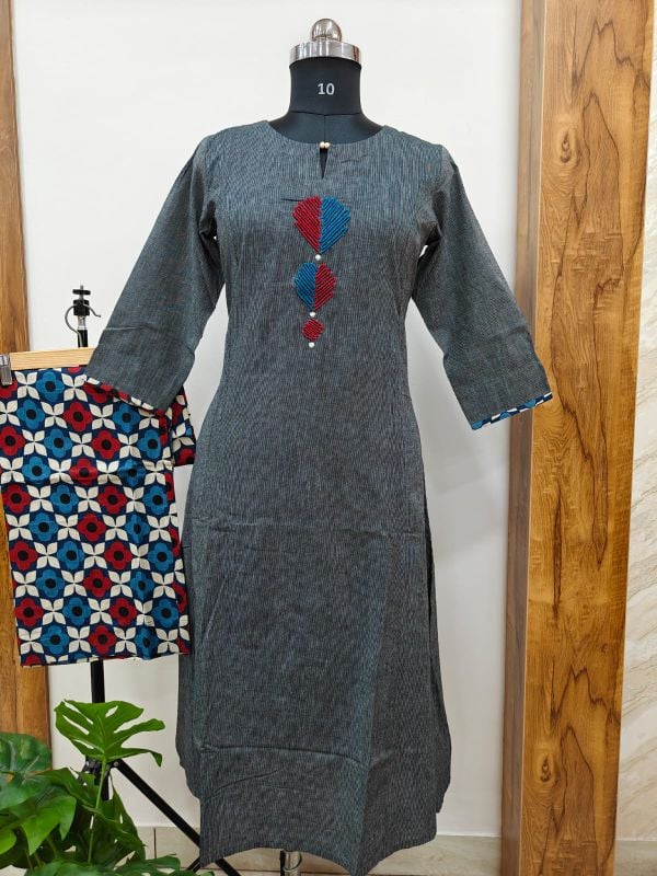 Anvita Geometric Embroidered Grey Kurta & Printed Pant Set