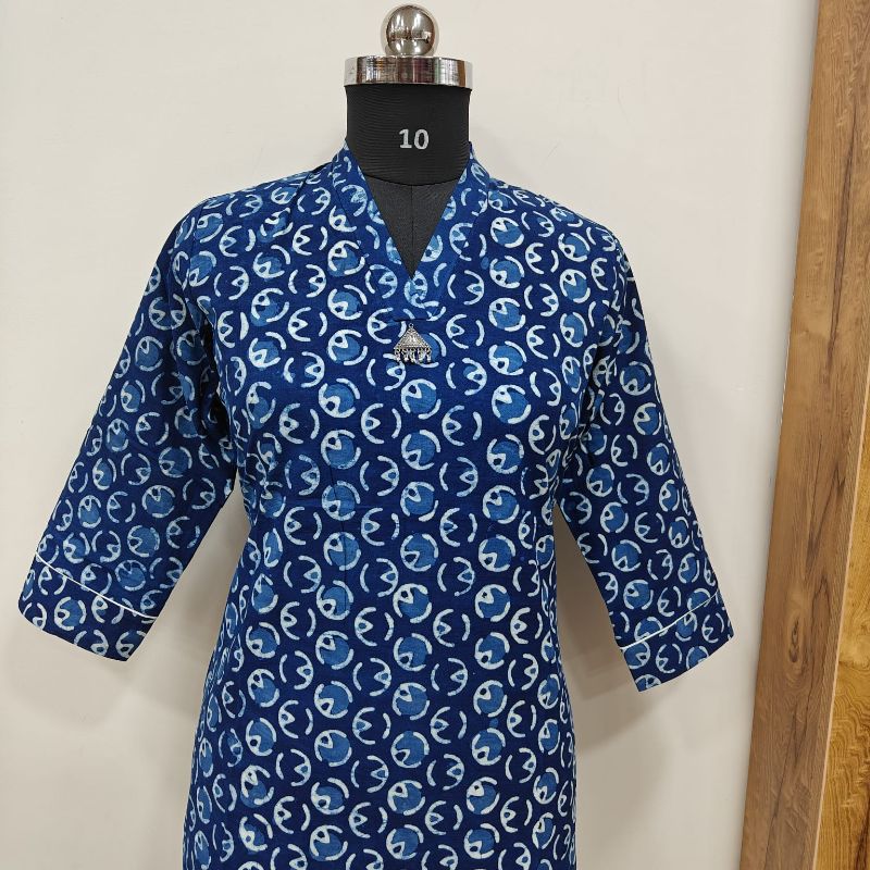 Anvita Indigo Blue Printed Short Kurti