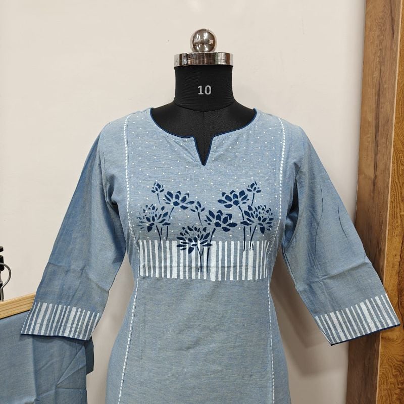 Anvita Powder Blue Floral & Striped Kurta & Pant Set (2-Piece)