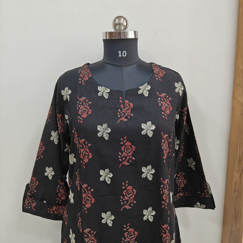 Anvita Black Rose Motif Slub Cotton Kurti