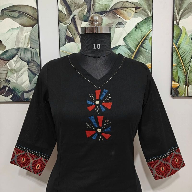 Anvita Classic Black Floral Motif Embroidered Kurta