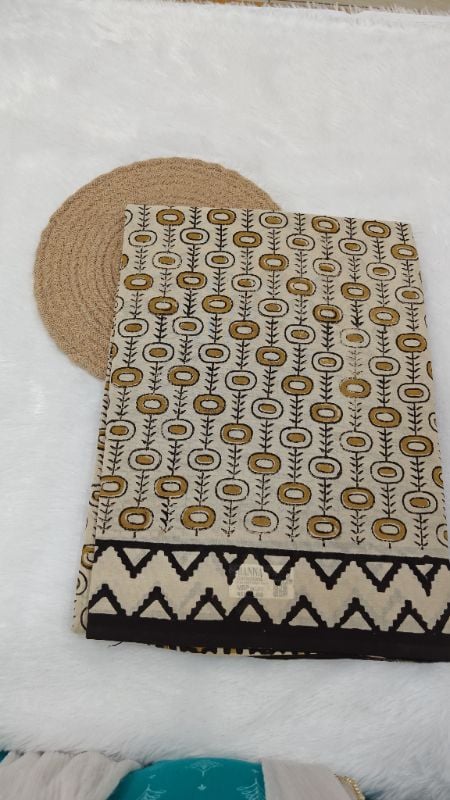 **Hand-Block Printed mul Cotton Saree 5**