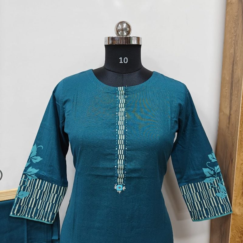 Anvita Teal Leaf Motif Kurta Set