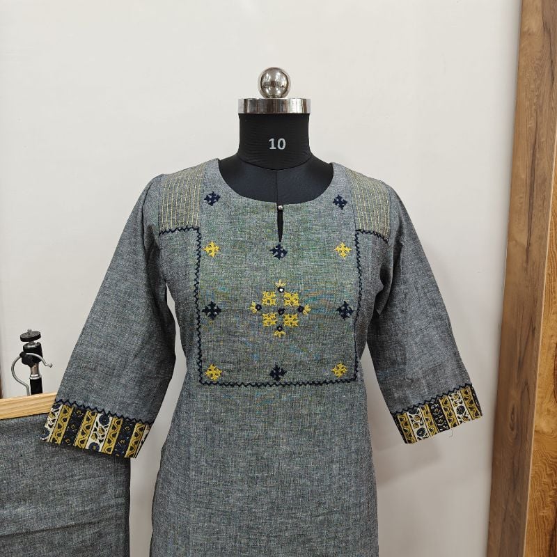 **Anvita brand Slub Grey Cotton 2-Piece Kurta Set**