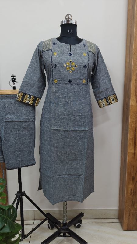 **Anvita brand Slub Grey Cotton 2-Piece Kurta Set**