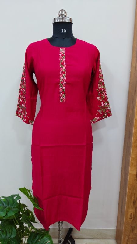rani pink Embroidered Kurta