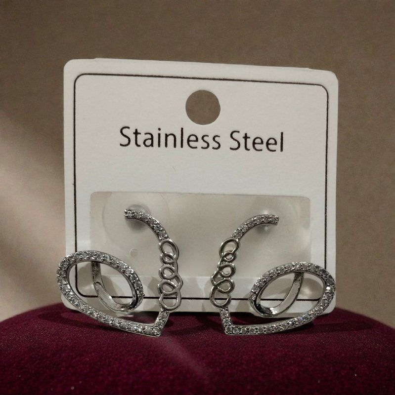 Heart-shaped sterling silver stud earings