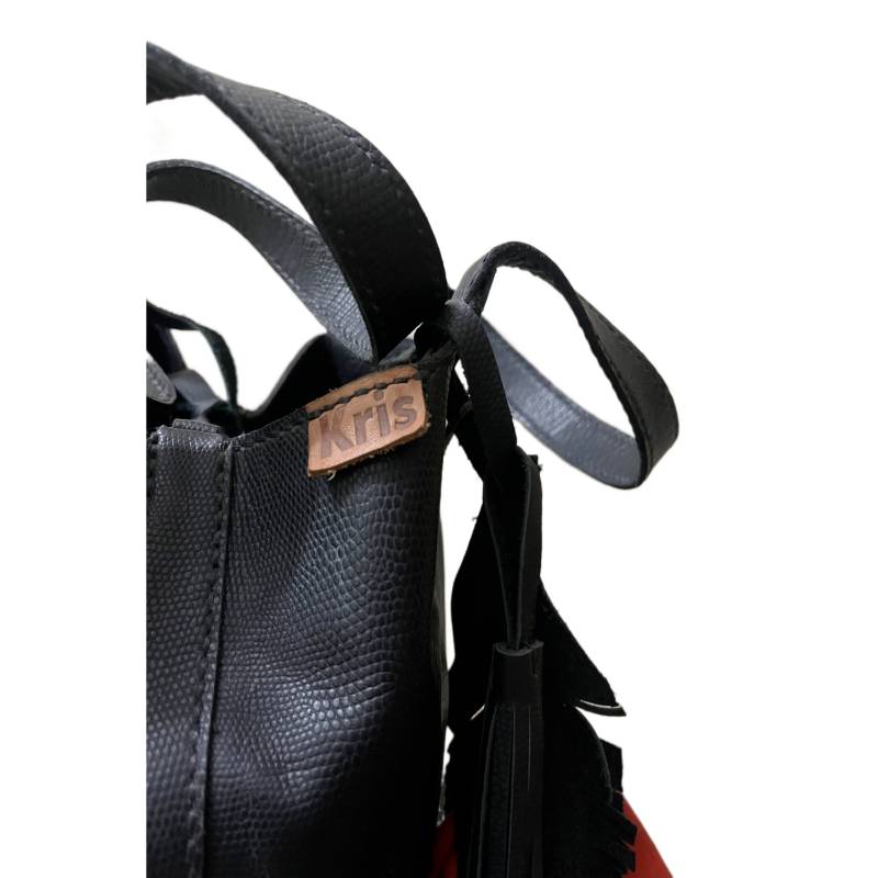 Solid Timeless Beauty Genuine Leather Black Handheld Bag