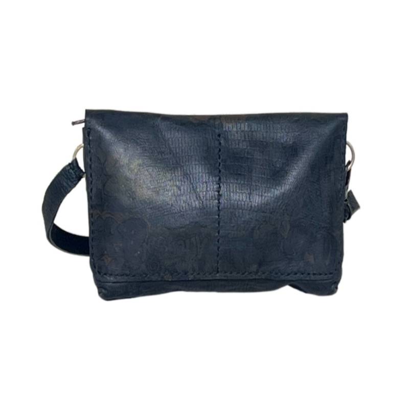 Textured Contemporary Genuine Leather Black Wrislet Purse