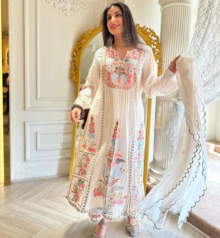 WOMEN'S GEORGETTE KURTI AND PALAZZO