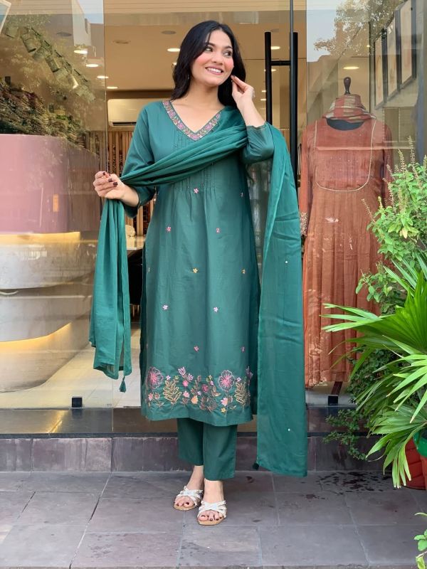 WOMEN'S  3 PIECE SET FOR PARTY WEAR
