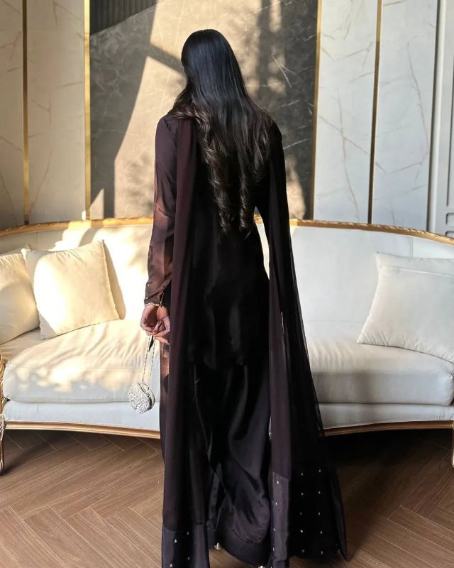 PARTY WEAR TOP AND FARSI SALVAR