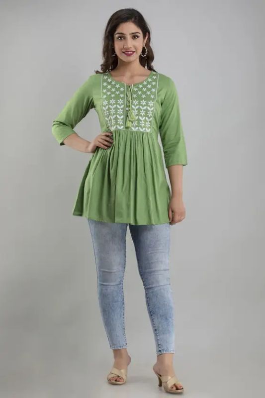 WOMEN'S  EMBROIDERY SHORT TOPS