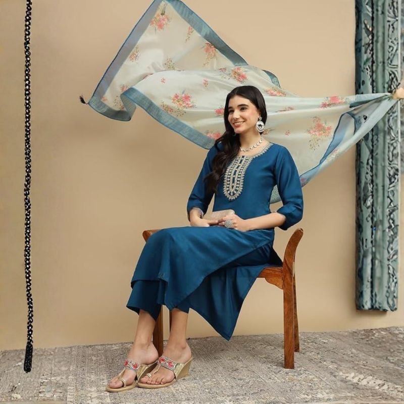 WOMEN'S RAYON SLUB KURTI WITH  EMBROIDERY