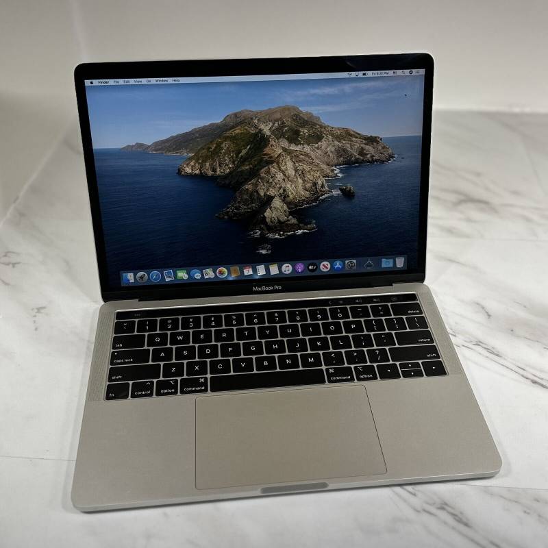 Apple MacBook Pro 2018 13in (512GB SSD, i7, 16GB)