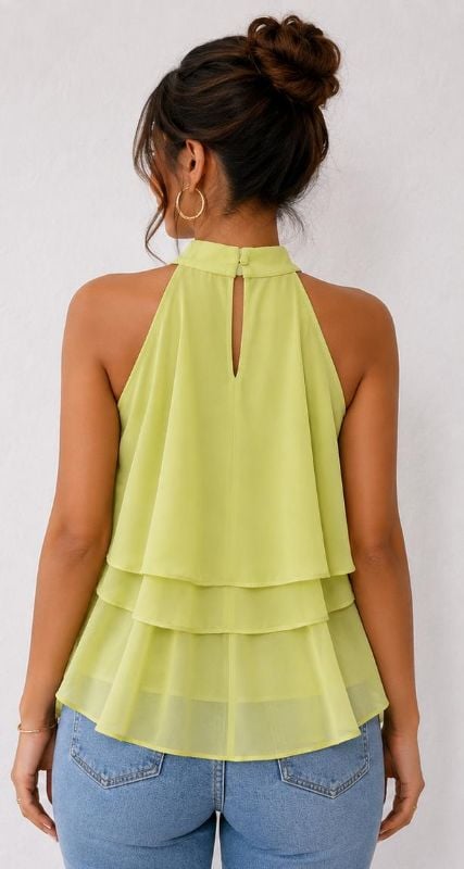 Blusa de  capas volantes