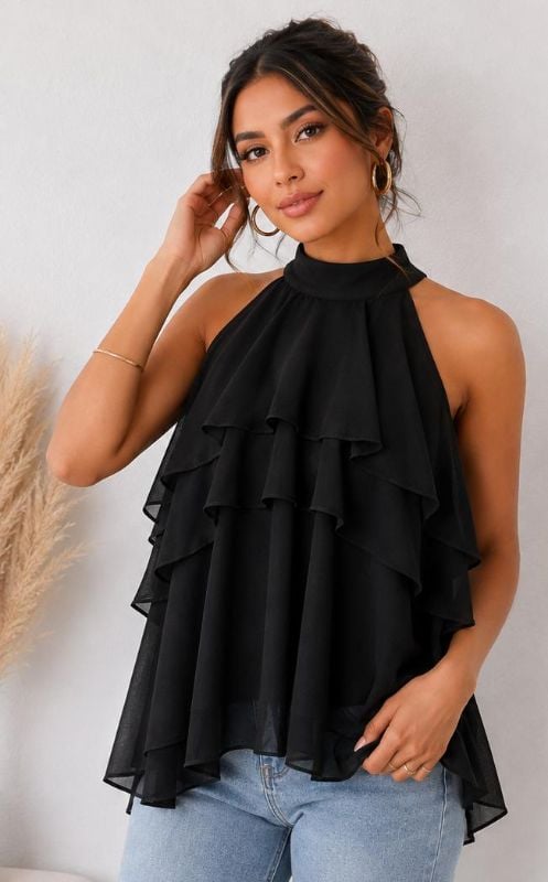 Blusa de  capas volantes