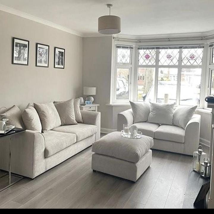 ✨ Cream 3/2 Seater Corner Sofa with Footstool ✨