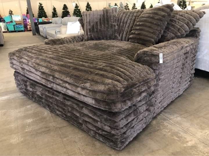 Stupeldous Sectional Armchair