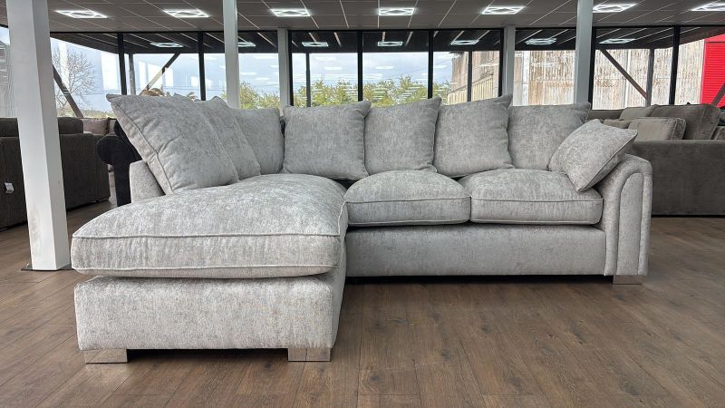 Chiswick Chaise Corner Sofa with Free Footstool – Modern Comfort Suite