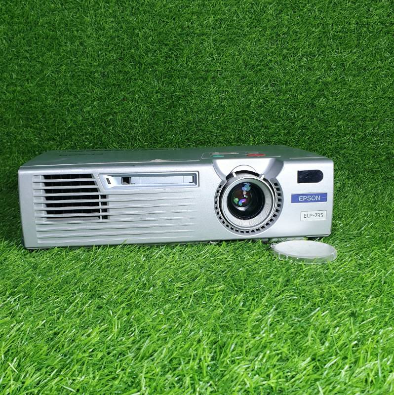 EPSON Projector   (ELP-735)