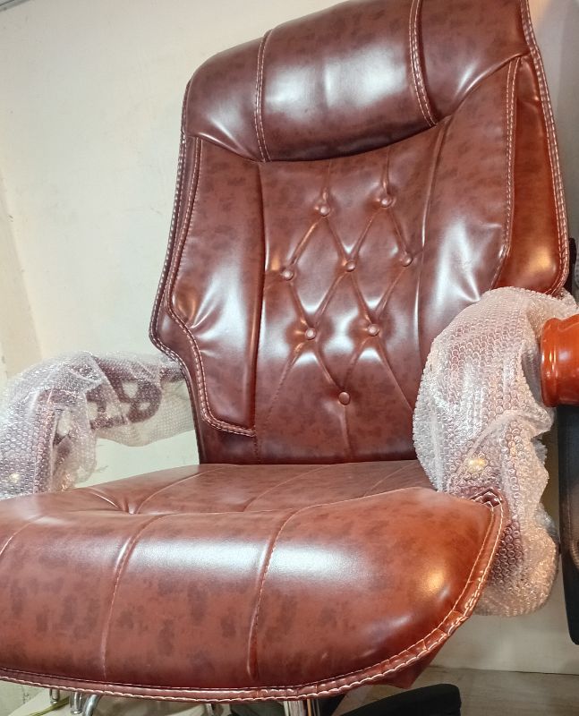🆔 189 - Tufted Leather Executive Office Chair . . . . . . . . . . . . . . . . . . . . . . . . . . . . . . . . . . . . . . . . . . . . . . . . . . . . . . . . . . . . . . . . . . . . . . . . . . . . . . . . 🔴#Tags,(Executive Office Chair, Brown Leather Boss Chair, High Back Swivel Seat, Ergonomic Tufted Desk Chair, Premium Wooden Armrest Chair)