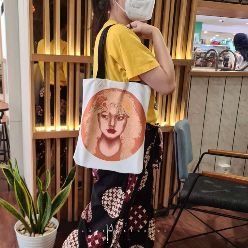 Ramen Girl tote bag