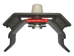 Transmission Support 1KDFTV 4x4 Fortuner Hilux RBI ENGINE SUPPORT 12371-0L080