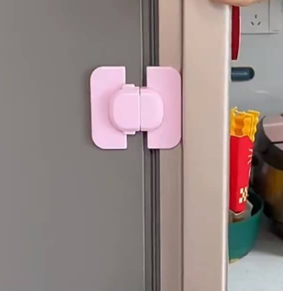 Loquet de frigo
