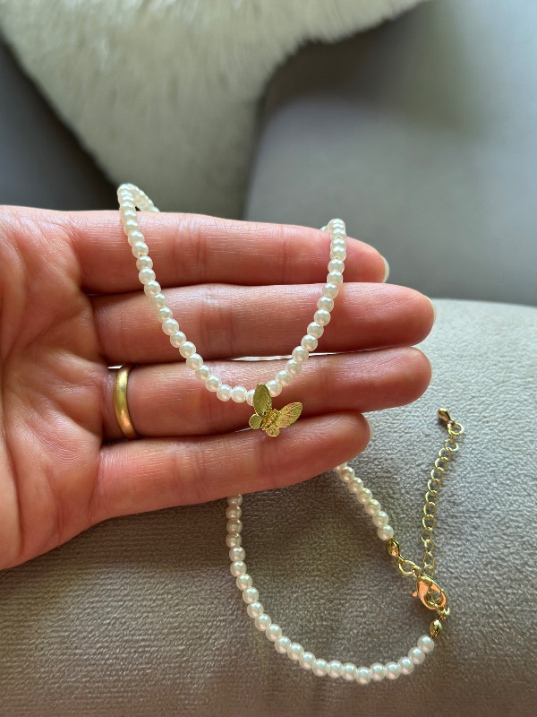 Collar perlas, dije mariposa - Acero
Dorado