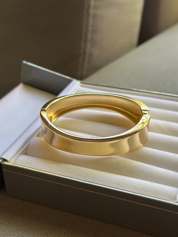 Brazalete de metal Dorado - Fantasía 741