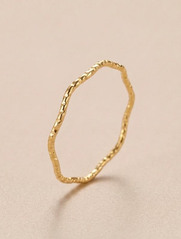 Anillo fino relieve - Acero Dorado