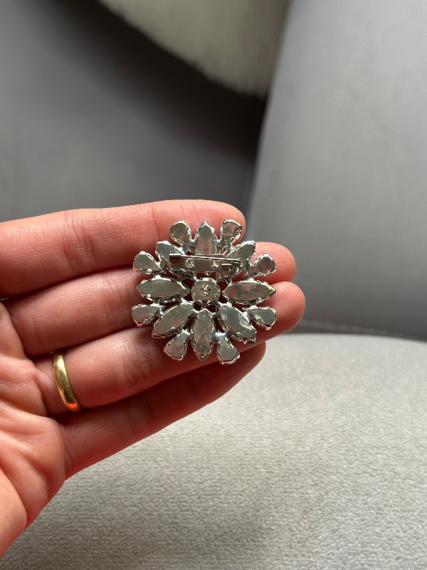 Escarapela de gemas 17 de Agosto (I)