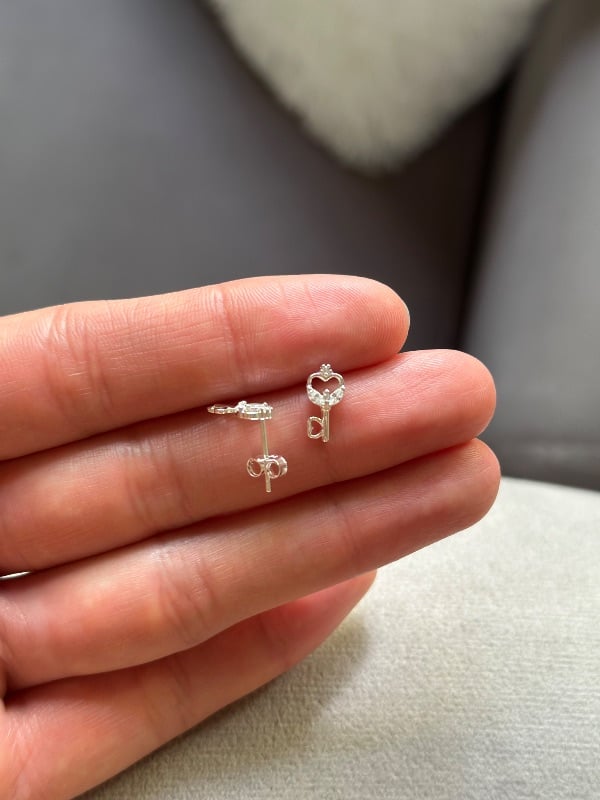 Aros llaves con cristales - Plata 925