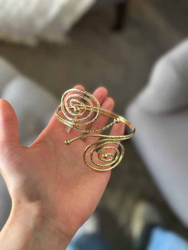 Brazalete espiral Dorado - Fantasía BRA555